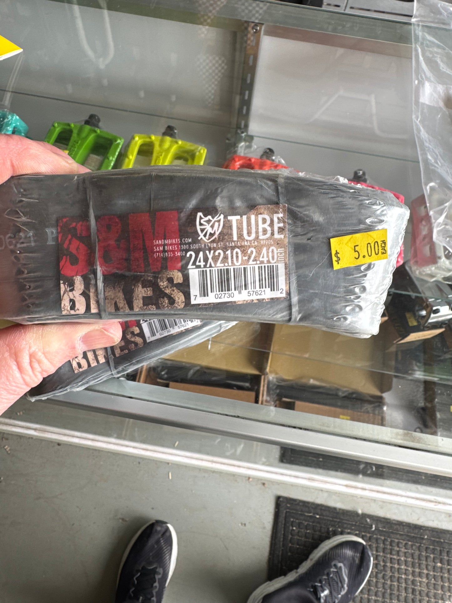 S&M 24x2.1-2.4” Tube